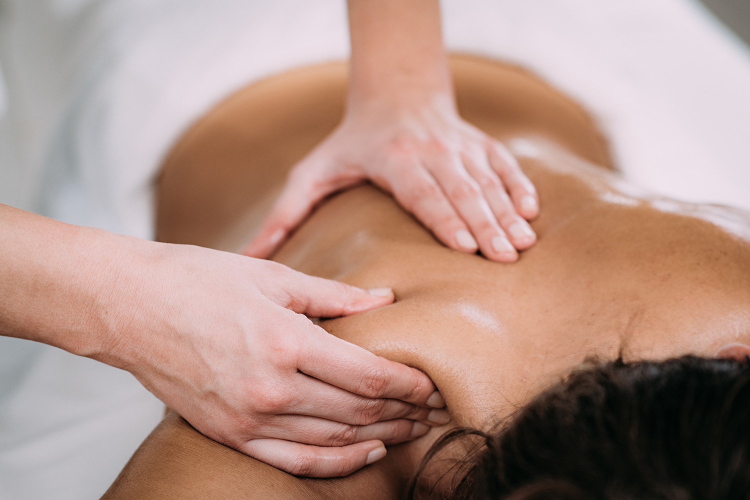 Terapia tkanek miękkich kurs – Sens, praktyka i rola szkoleń w ulepszaniu umiejętności manualnych